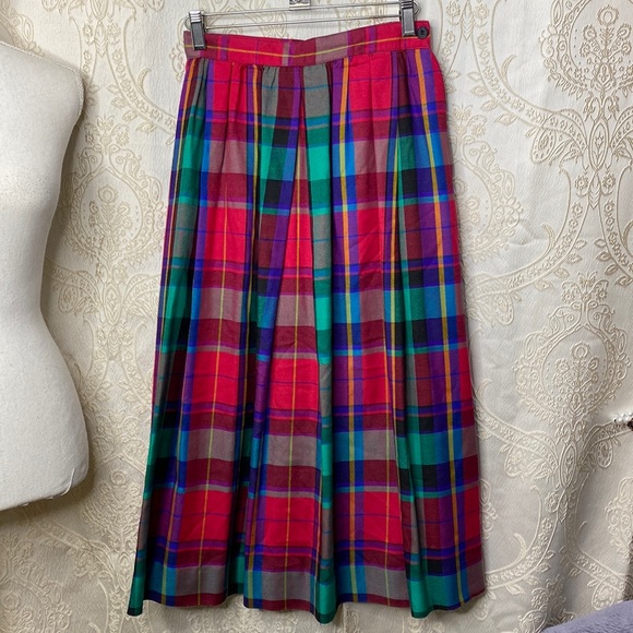Vintage Dresses & Skirts - Vtg JG hook plaid Christmas skirt pleated